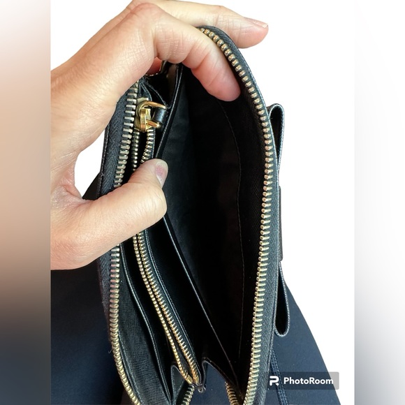 🖤AUTHENTIC PRADA BLACK SAFFIANO FIOCCO LEATHER ZIP WALLET + INCLUSIONS🖤 - Picture 4 of 11